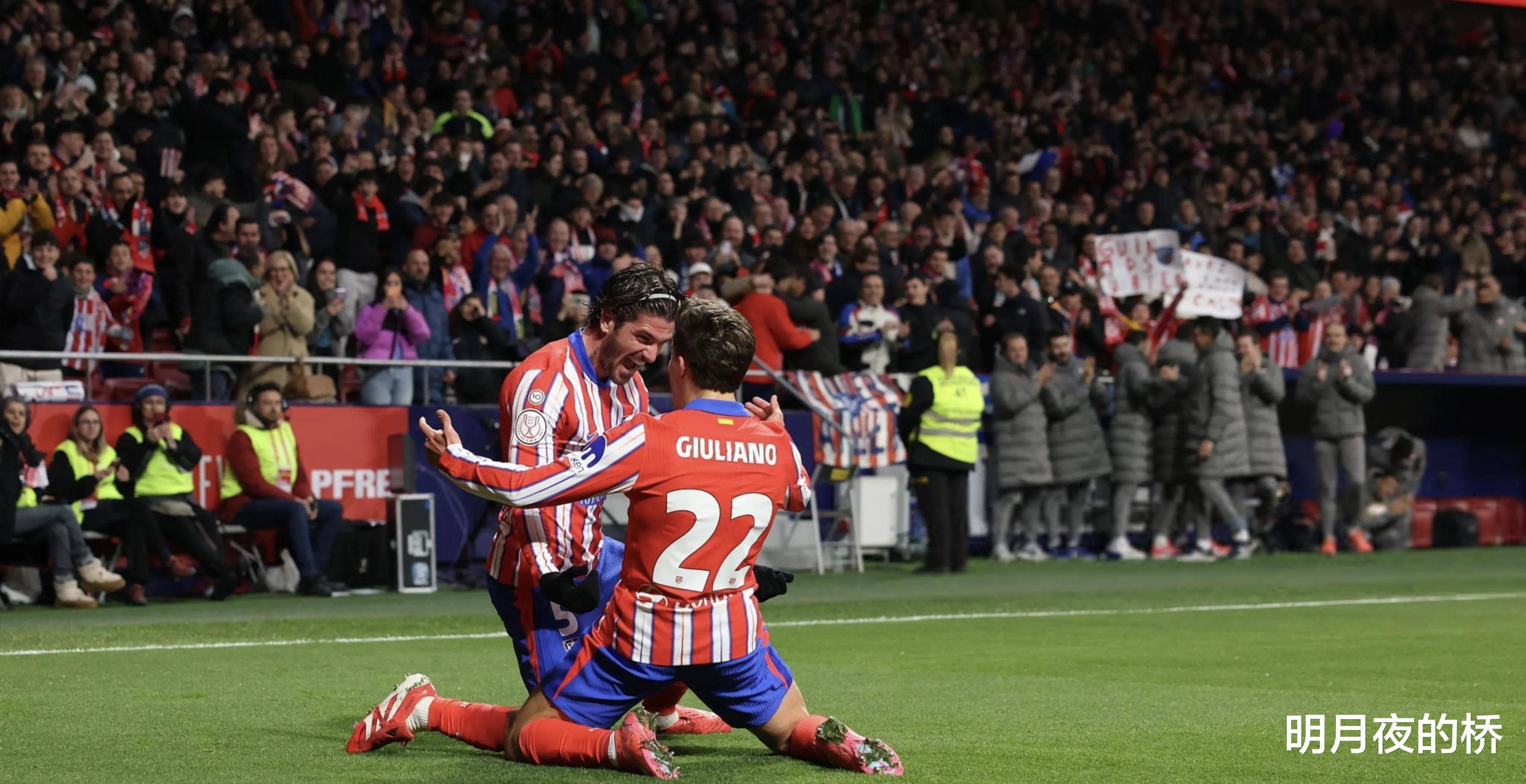 锐不可当首场状态出色，西班牙队观众沸腾！，塔图姆重返赛场引发球迷热议