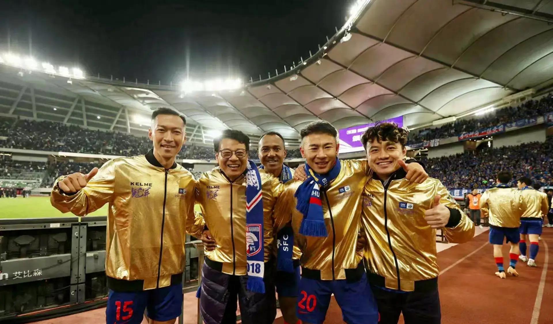 乐鱼app-里程碑夜！上海久事扳平良机；亚冠赛后刷纪录；引发热议；心理建设被强调-乐鱼app