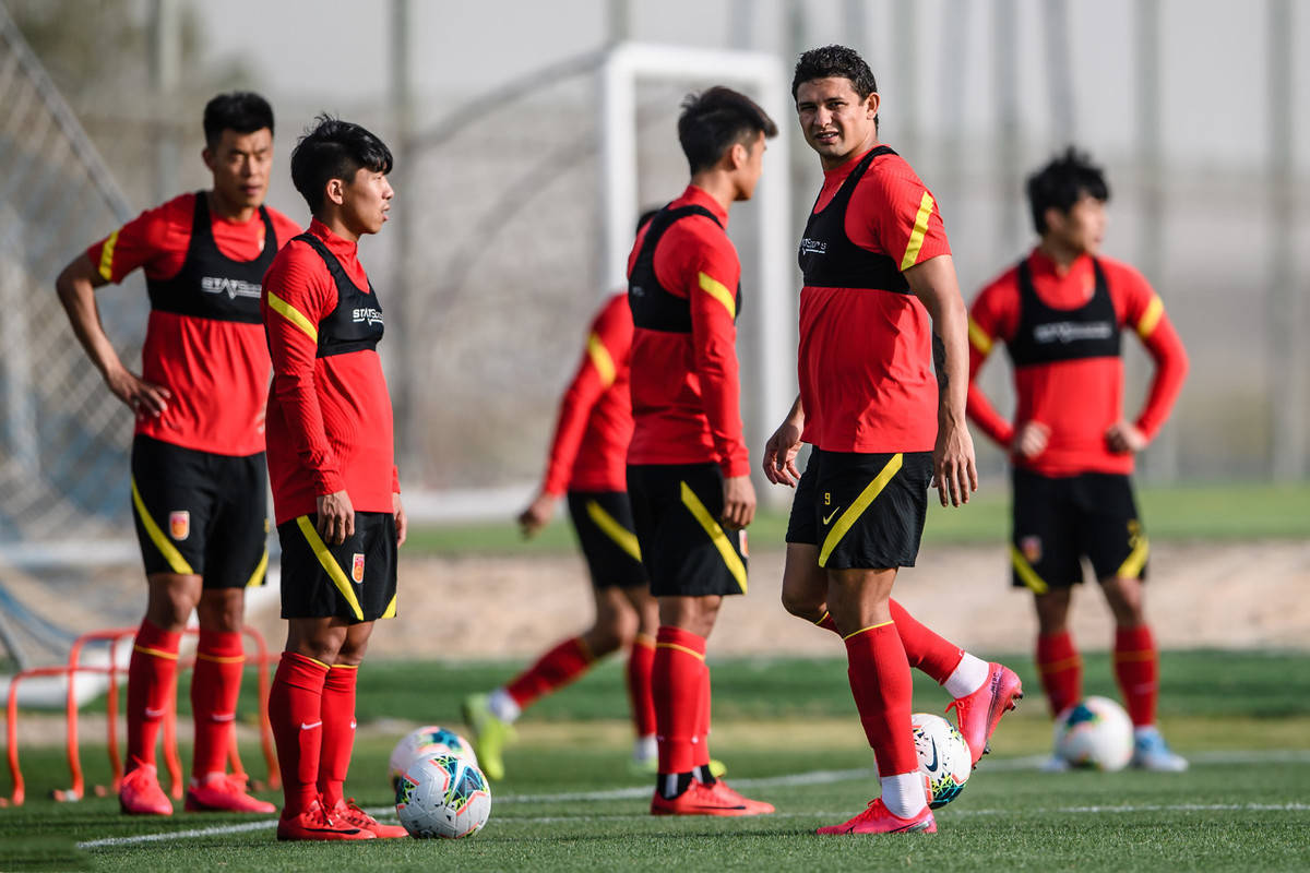 关于犹他爵士内部会议纪要流出——集结日完成体检;中超使命明确;医务组通报恢复的信息 关于犹他爵士内部会议纪要流出——集结日完成体检;中超使命明确;医务组通报恢复的信息